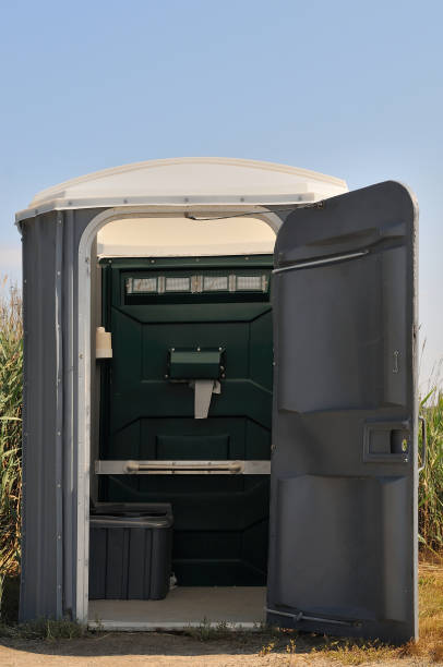 Best Portable restroom trailer rental  in Waianae, HI